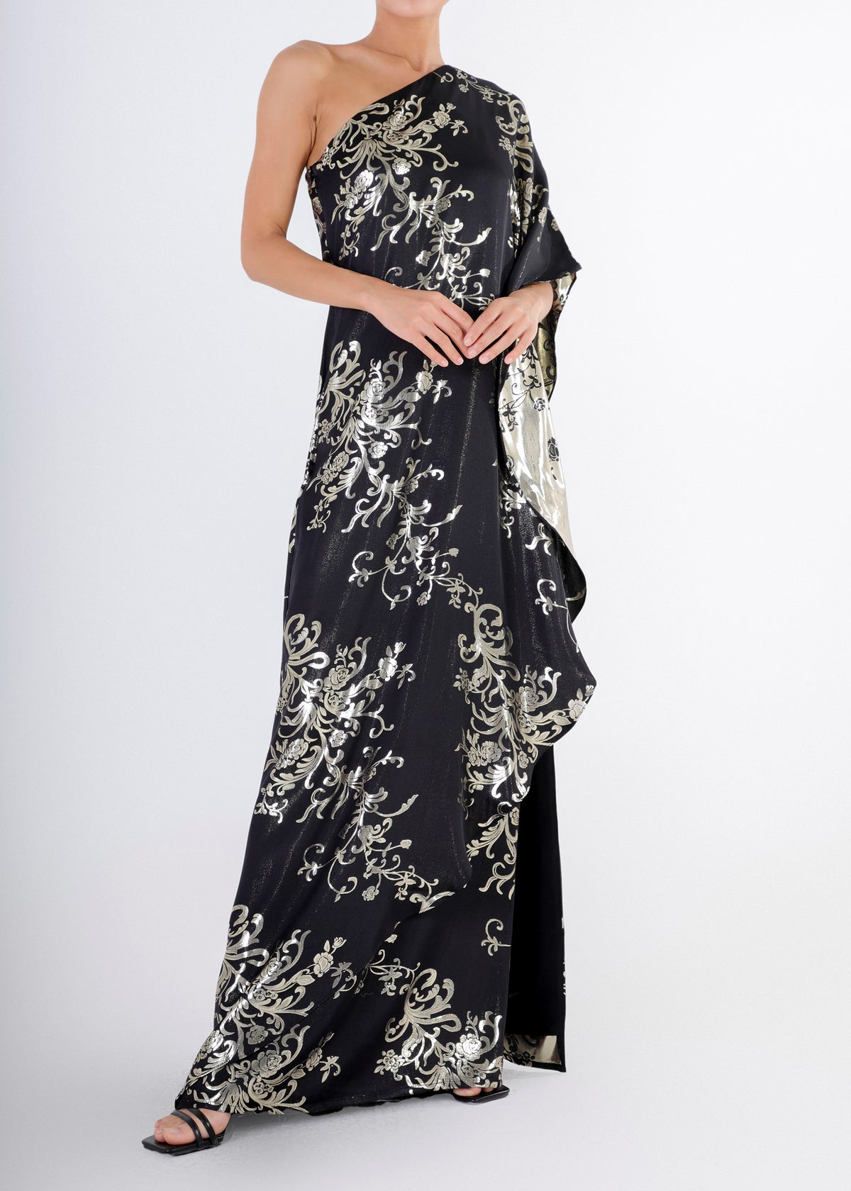 Edda dress - Gold flowers on black
